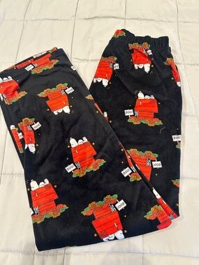 Peanuts Snoopy Holiday Lounge Pants